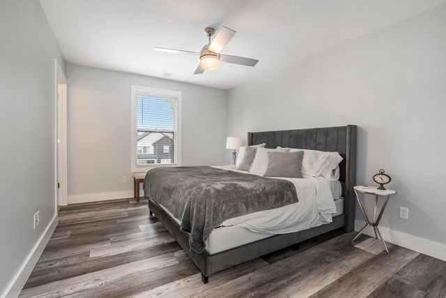 922 N Hill Street, South Bend, IN 46617