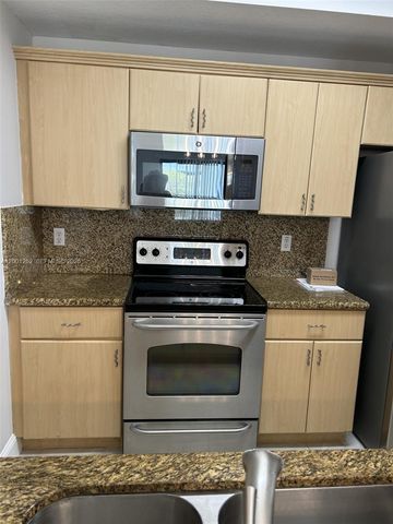 3590 Coral Way 505, Miami, FL 33145