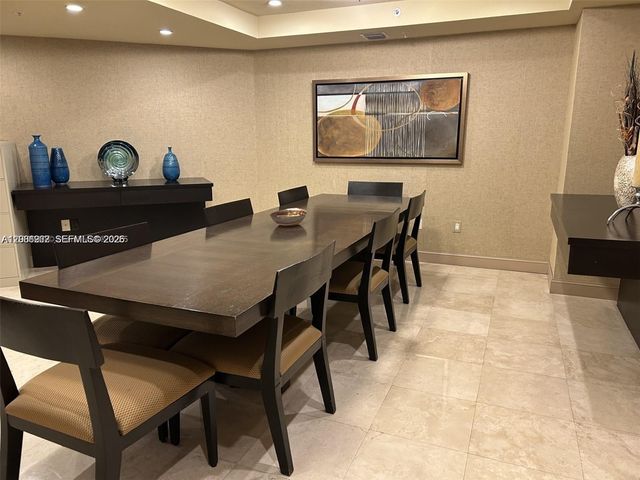 3590 Coral Way 505, Miami, FL 33145