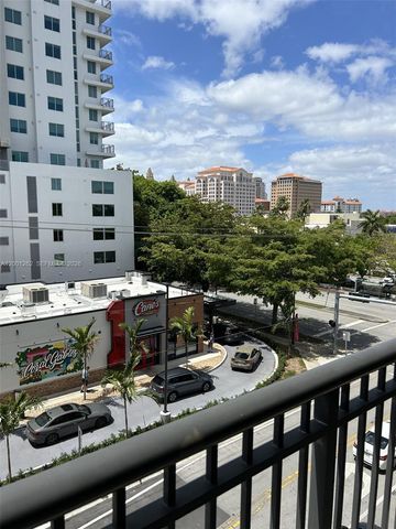 3590 Coral Way 505, Miami, FL 33145