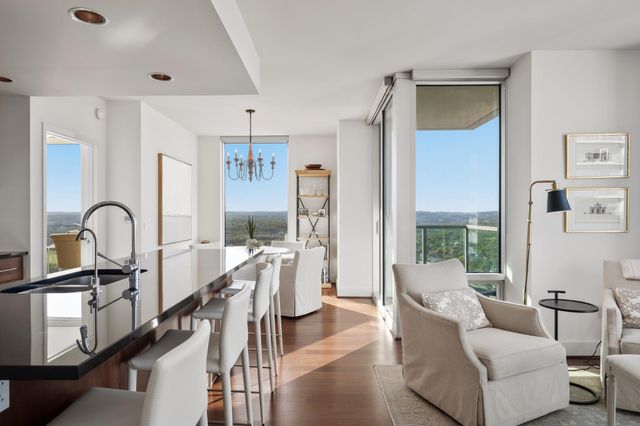 300 Bowie ST 3605, Austin, TX 78703