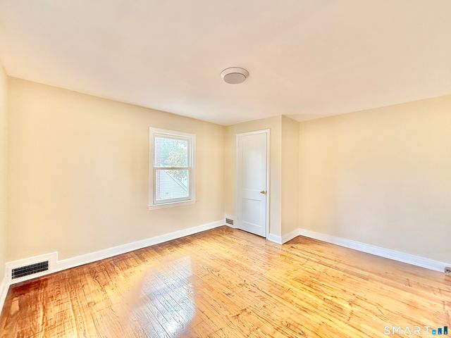 172 Hope Street, Stamford, CT 06906
