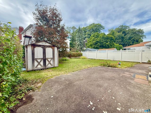 172 Hope Street, Stamford, CT 06906