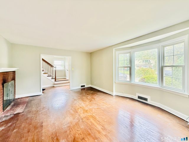 172 Hope Street, Stamford, CT 06906