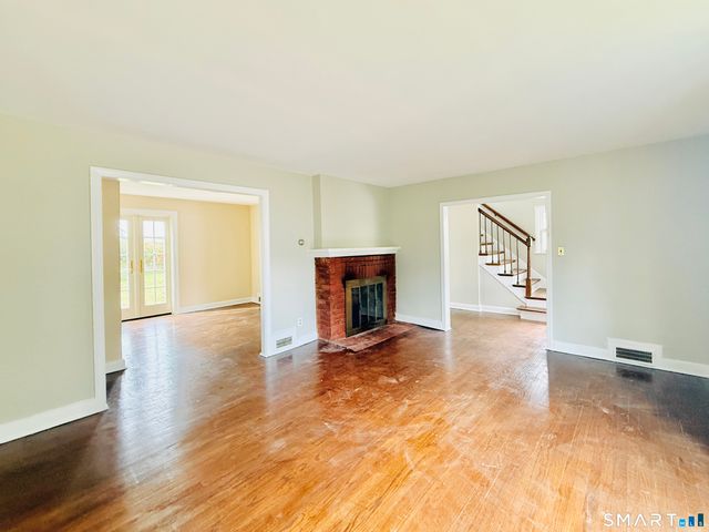172 Hope Street, Stamford, CT 06906