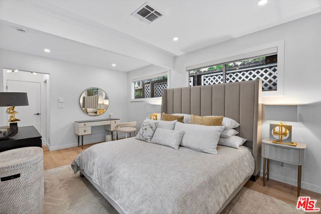 22217 Ybarra Road, Woodland Hills, CA 91364