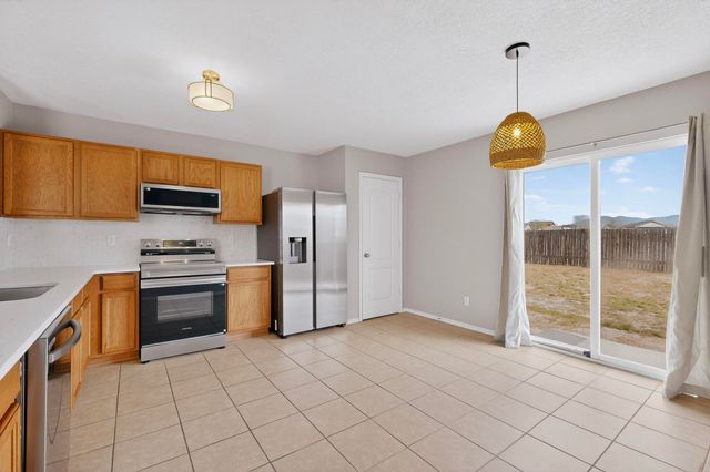 15 Tome Vista Drive, Los Lunas, NM 87031