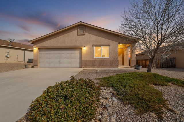 15 Tome Vista Drive, Los Lunas, NM 87031