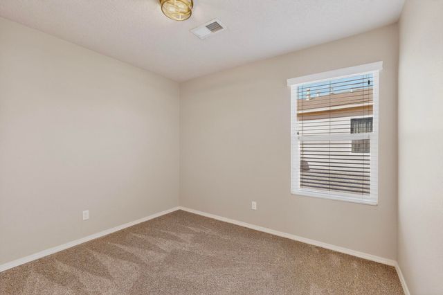 15 Tome Vista Drive, Los Lunas, NM 87031