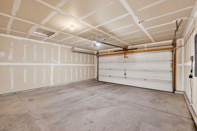 15 Tome Vista Drive, Los Lunas, NM 87031