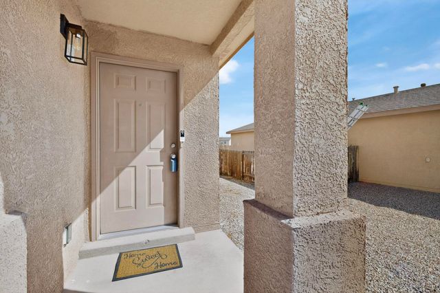 15 Tome Vista Drive, Los Lunas, NM 87031