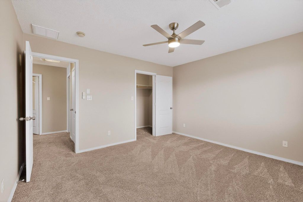 Image 19 of property listing at 15 Tome Vista Drive, Los Lunas, NM 87031