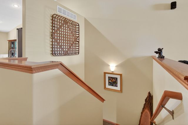 5833 NW 50th Street, Johnston, IA 50131