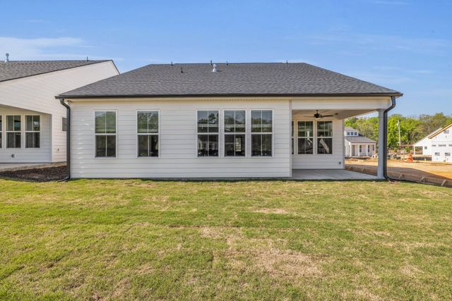 2552 Butlers Green Circle 5, Chattanooga, TN 37421