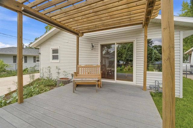 590 E 10TH STREET, Fond Du Lac, WI 54935