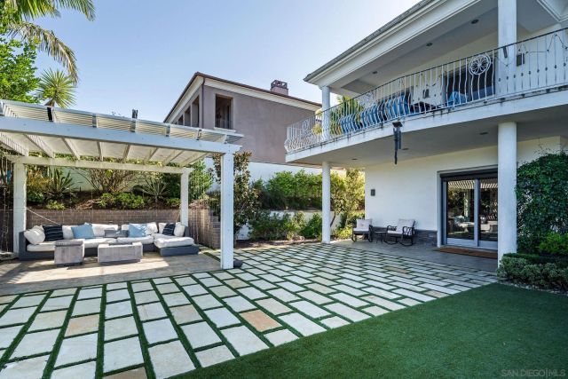 5848 Meadows Del Mar, San Diego, CA 92130