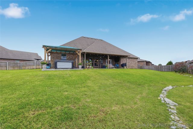 7701 E 82nd Street N, Owasso, OK 74055