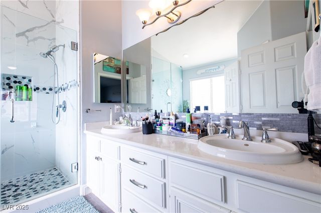 8573 Coyote Peak Circle, Las Vegas, NV 89147