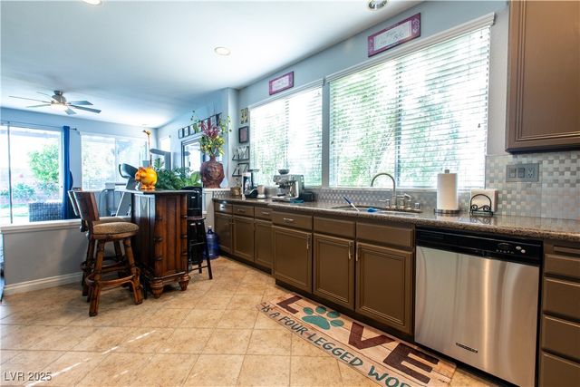 8573 Coyote Peak Circle, Las Vegas, NV 89147