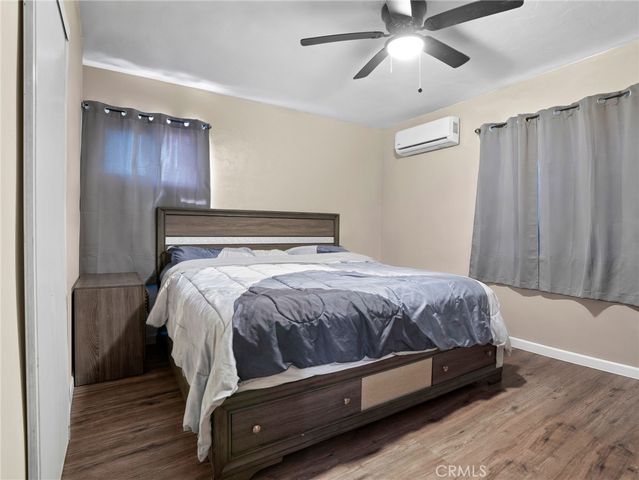 2404 Roxbury Dr, San Bernardino, CA 92404