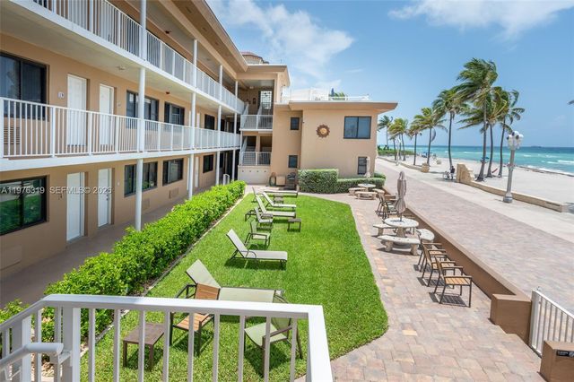 3300 N Surf Rd 26A, Hollywood, FL 33019