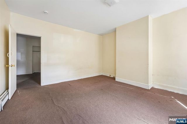 81 George Street, Paterson, NJ 07503
