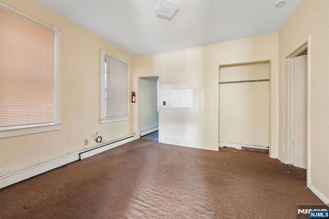 81 George Street, Paterson, NJ 07503