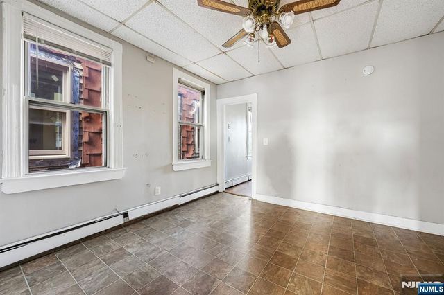 81 George Street, Paterson, NJ 07503