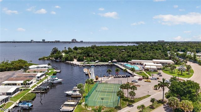 14527 Paul Revere LOOP, North Fort Myers, FL 33917