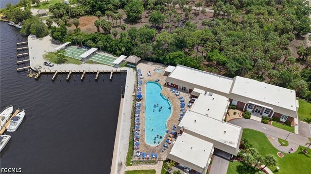 14527 Paul Revere LOOP, North Fort Myers, FL 33917