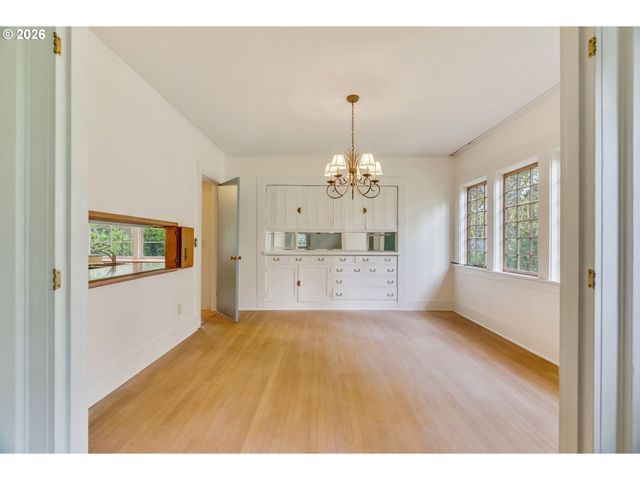 14209 Se OATFIELD Rd, Milwaukie, OR 97267