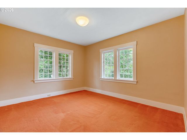 14209 Se OATFIELD Rd, Milwaukie, OR 97267