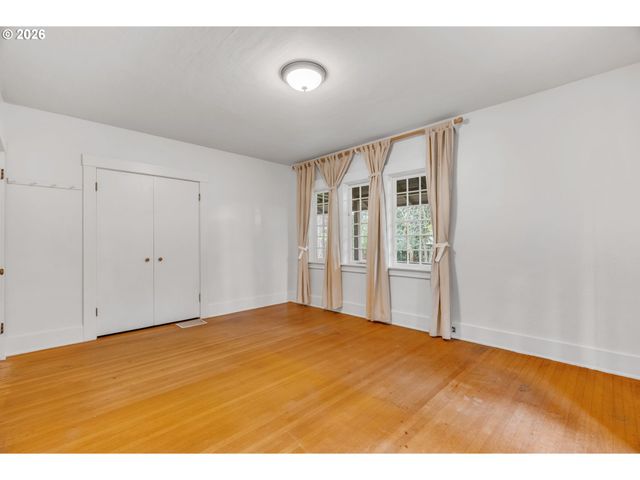 14209 Se OATFIELD Rd, Milwaukie, OR 97267