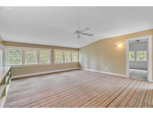 14209 Se OATFIELD Rd, Milwaukie, OR 97267