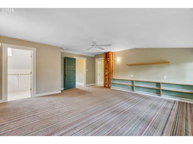 14209 Se OATFIELD Rd, Milwaukie, OR 97267