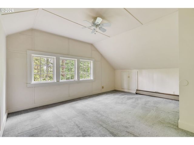 14209 Se OATFIELD Rd, Milwaukie, OR 97267