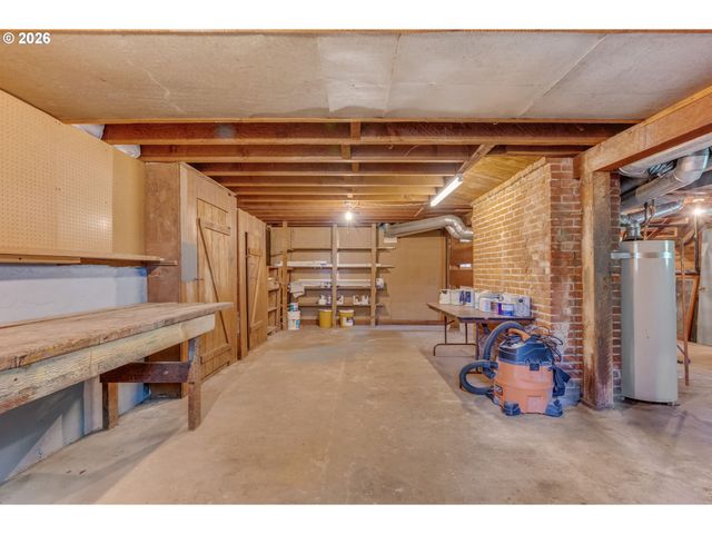 14209 Se OATFIELD Rd, Milwaukie, OR 97267