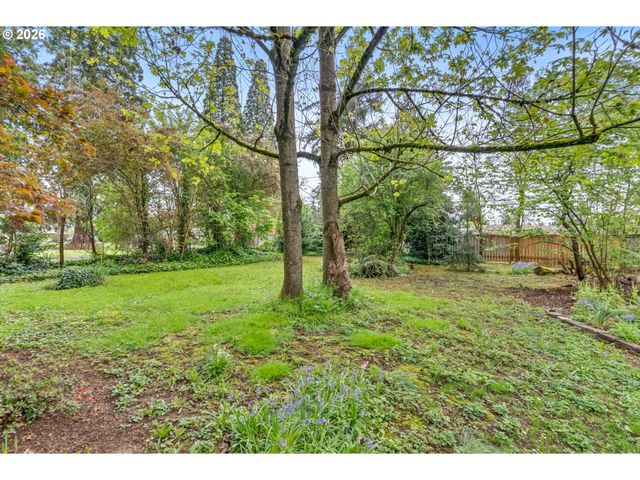 14209 Se OATFIELD Rd, Milwaukie, OR 97267