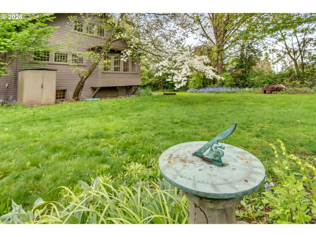 14209 Se OATFIELD Rd, Milwaukie, OR 97267