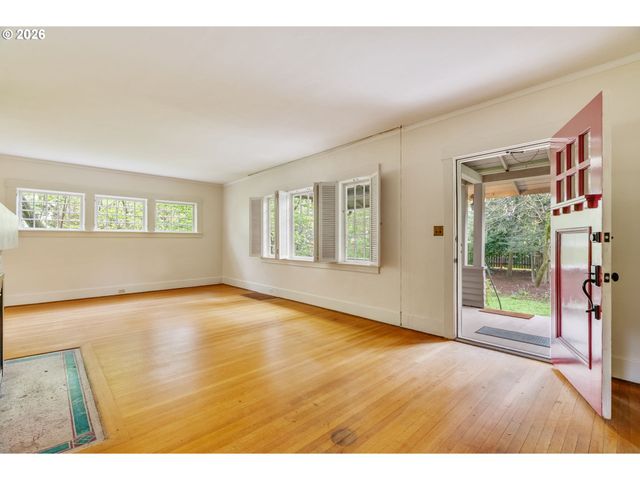 14209 Se OATFIELD Rd, Milwaukie, OR 97267