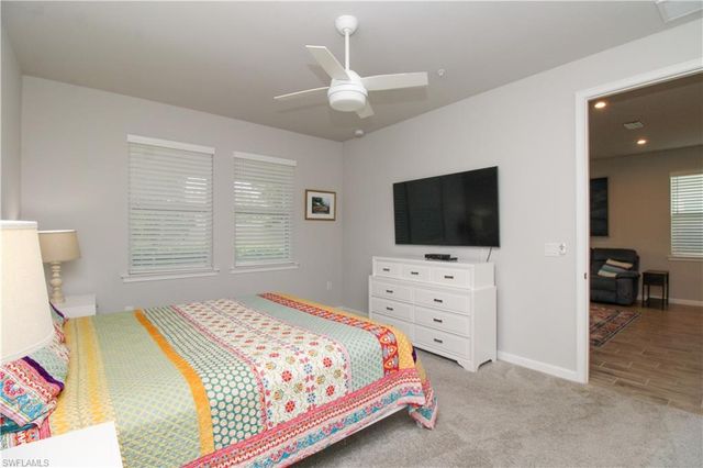 4692 Arboretum CIR 102, Naples, FL 34112