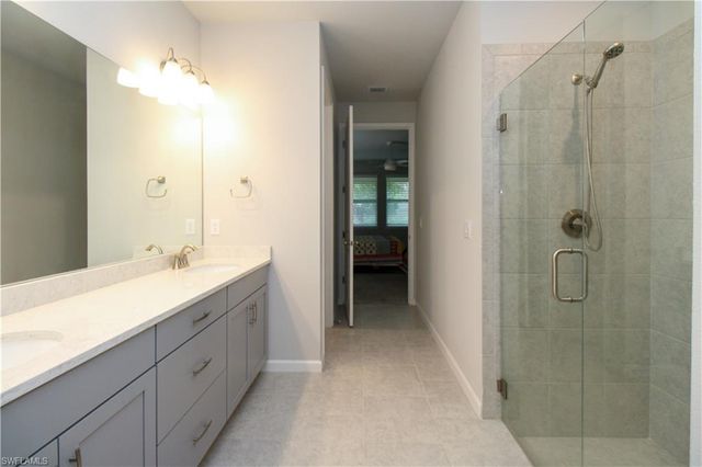 4692 Arboretum CIR 102, Naples, FL 34112