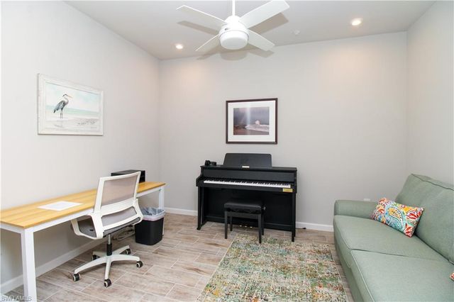 4692 Arboretum CIR 102, Naples, FL 34112