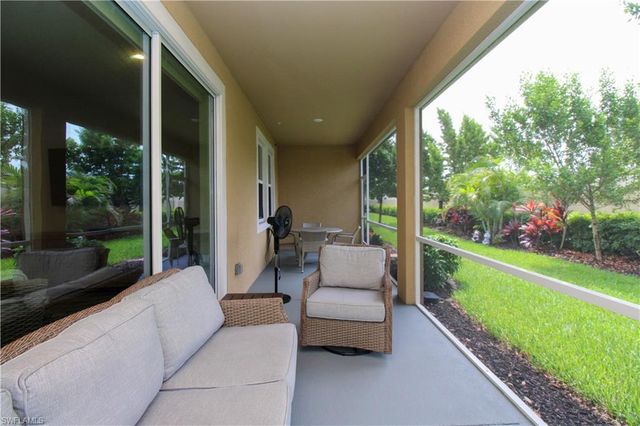 4692 Arboretum CIR 102, Naples, FL 34112