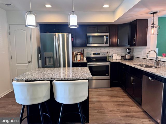 576 THUMPER DR, Ranson, WV 25438
