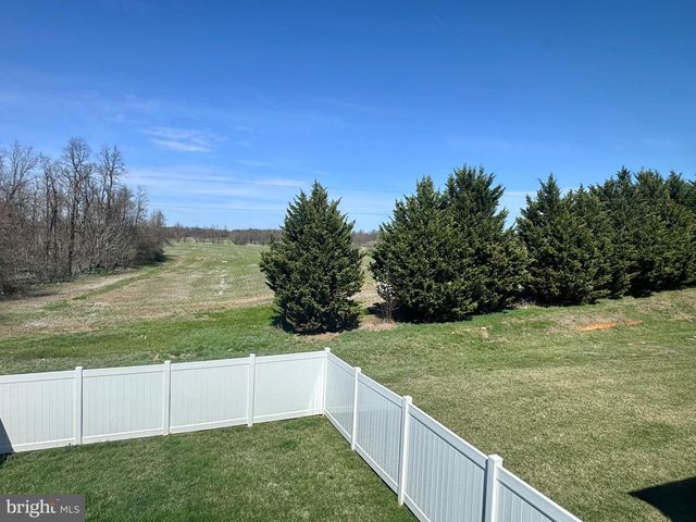 576 THUMPER DR, Ranson, WV 25438