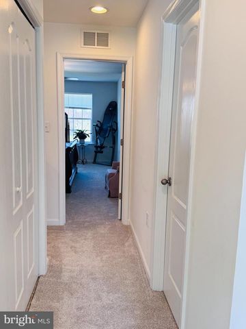 576 THUMPER DR, Ranson, WV 25438