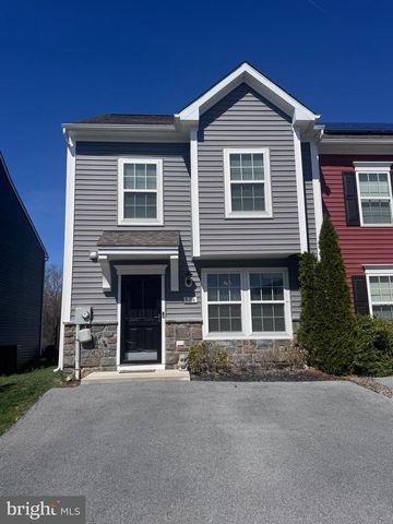 576 THUMPER DR, Ranson, WV 25438