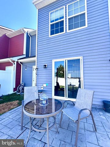576 THUMPER DR, Ranson, WV 25438