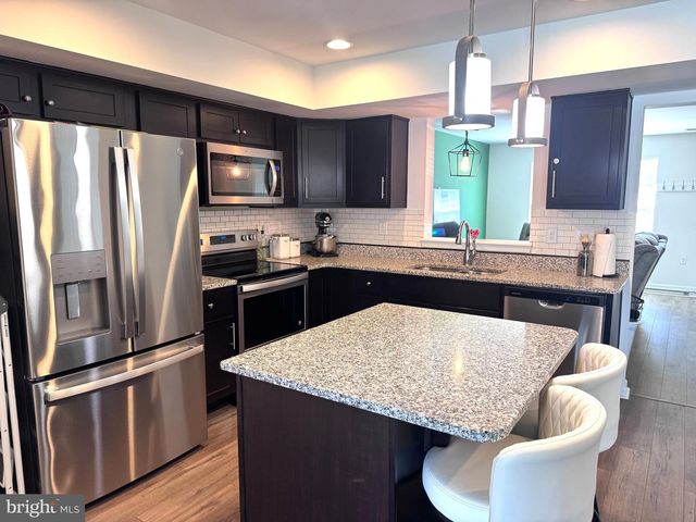 576 THUMPER DR, Ranson, WV 25438
